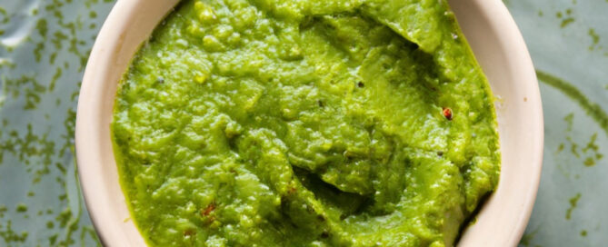 Uttarakhand dish - Green Chutney