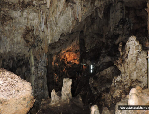 Koteshwar Mahadev Cave